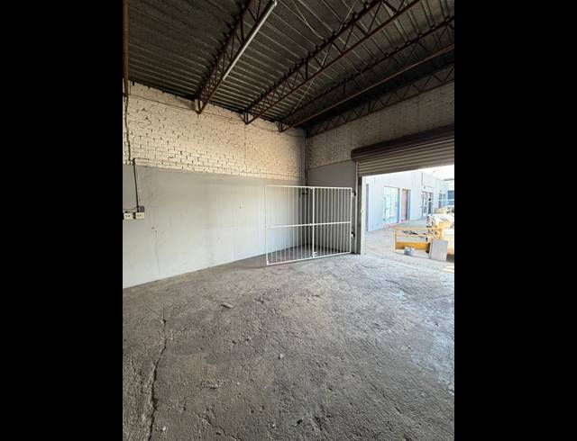 150M² WORKSHOP TO LET IN BLESBOKLAAGTE